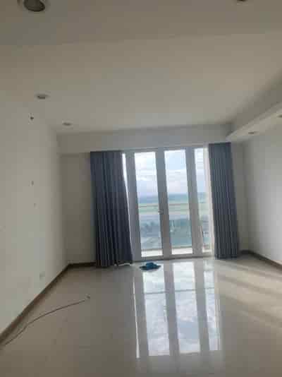Cho thuê căn hộ Sài Gòn Airport Plaza, 2 phòng ngủ dt 93m2 nội thất cơ bản 15tr, xem bất cứ lúc nào