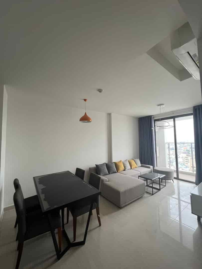 Cho thuê căn hộ Kingston Residence 3pn, 2wc tiện nghi y hình, giá siêu tốt 24tr xem nhà ngay hôm nay