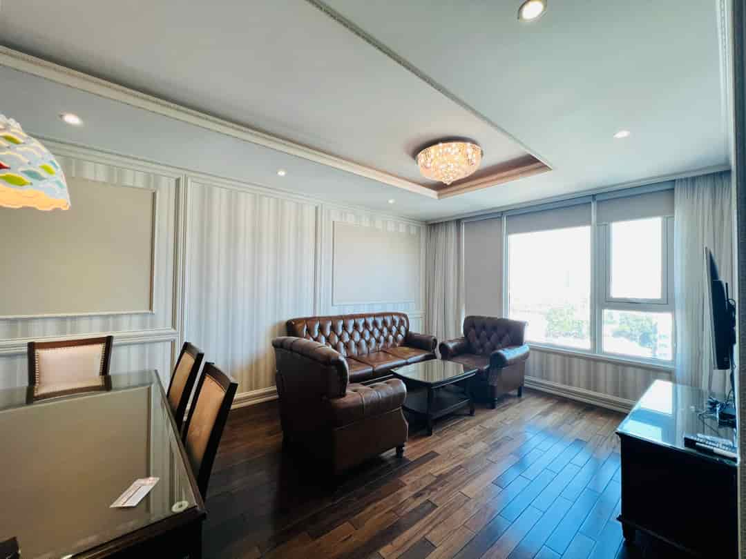 Cho thuê căn hộ Leman Luxury 3pn, 110m2, full nội thất Châu Âu 43.5tr