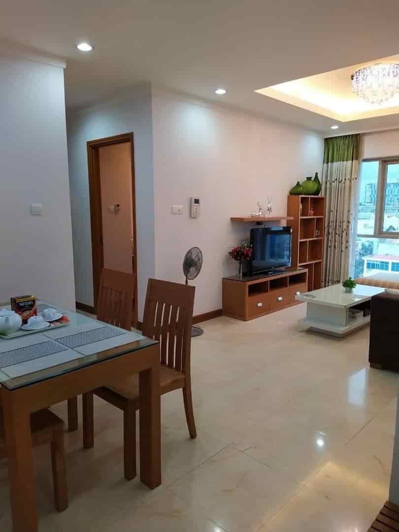 Thuê căn hộ Saigon Pavillon 2PN, 2WC full nội thất 23tr, nhận nhà ở ngay