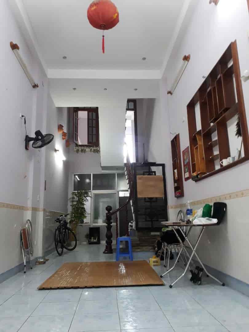 Cho thuê nhà kiệt 4m Pasteur, 3 tầng, Hải Châu