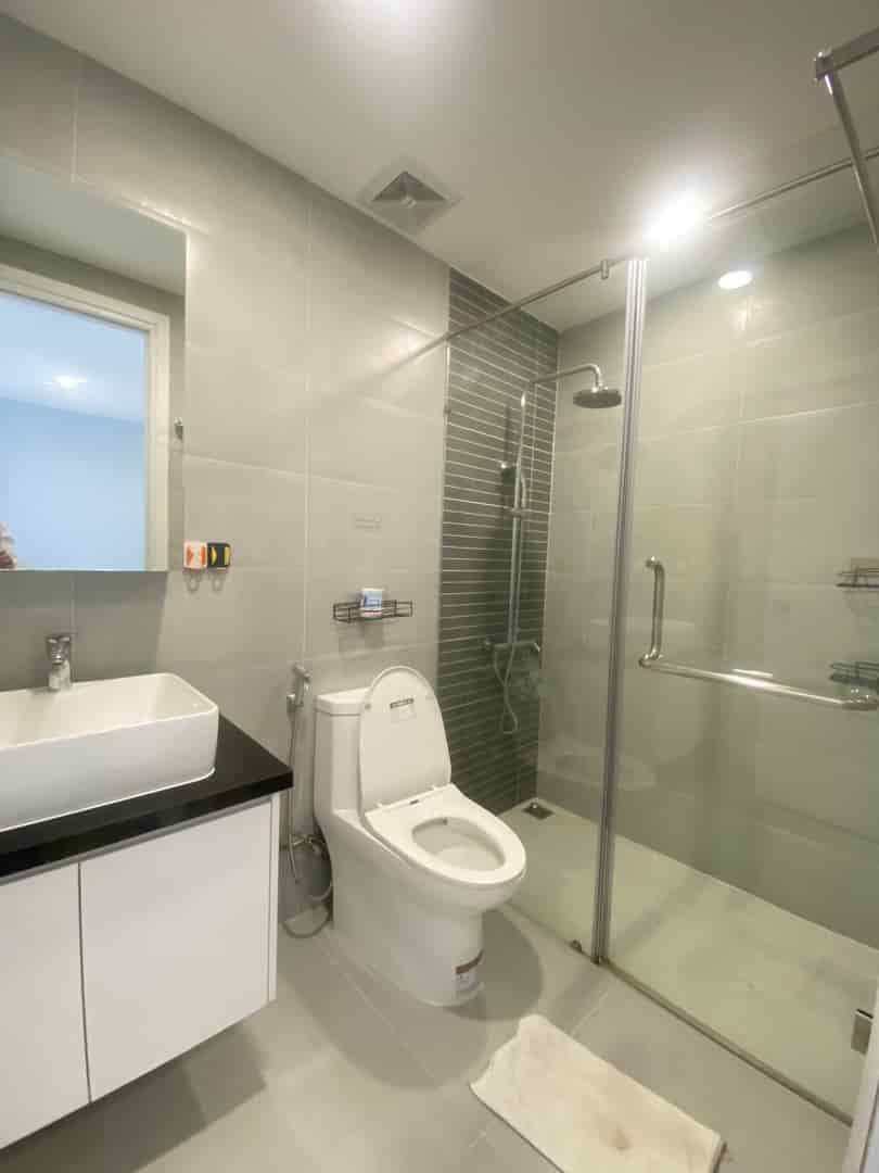 Cần bán căn hộ 1pn diện tích 55m2 nhà full nội thất, view ban công đẹp, nhìn về Phú Mỹ Hưng