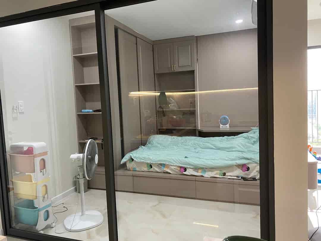 Chuyển nhượng căn hộ 2pn full nội thất tại Lavida Plus, nhà mới thiết kế hiện đang cho thuê