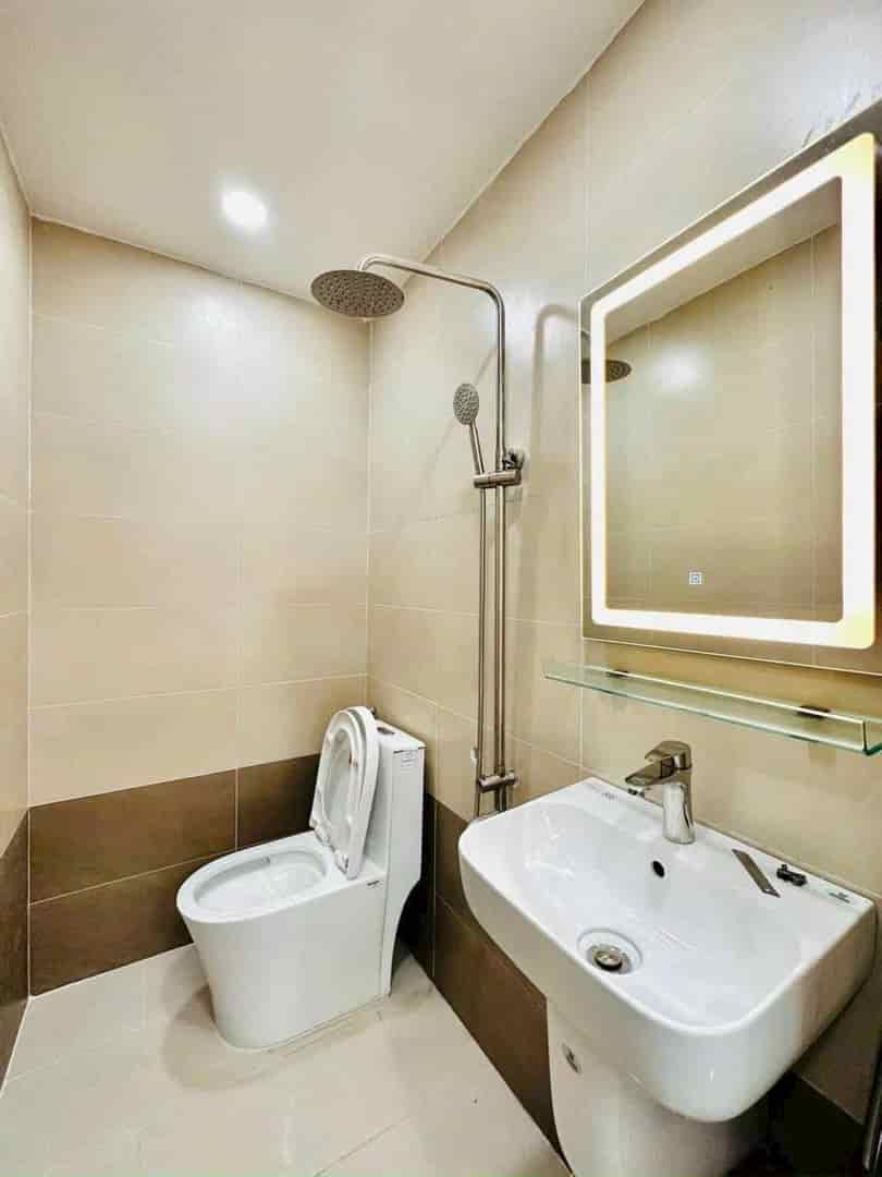 Kẹt vốn bán nhà hẻm 4,5m, cho thuê 13 triệu, An Bình, phường 5, quận 5, chỉ 2,77 tỷ, 48m2