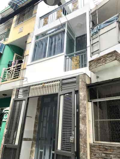 Nhà hẻm gần chợ Phạm Văn Hai, 1 trệt 2 lầu, 3 phòng ngủ, nội thất cao cấp
