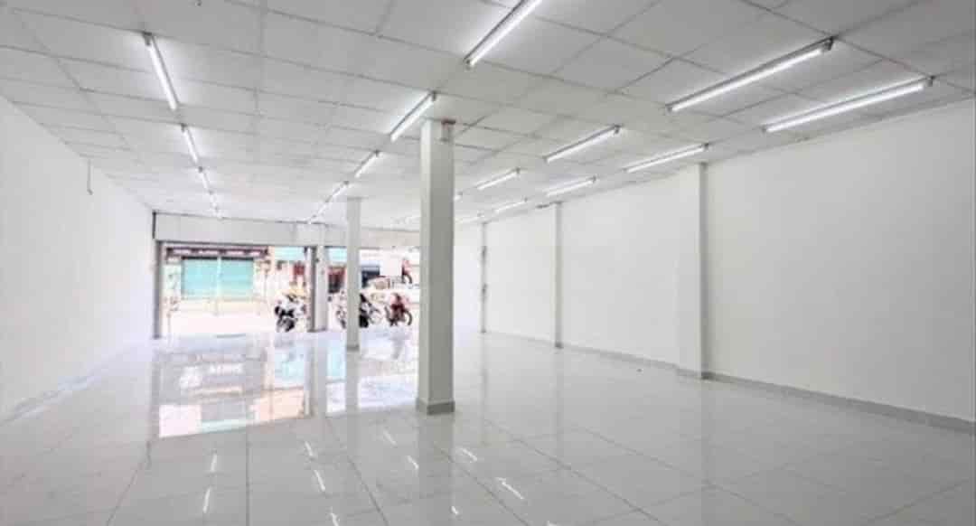 Nhà mặt tiền Trường Chinh, 7x20m, 1 trệt 1 gác