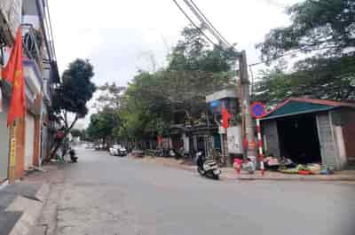 Bán đất Giang Biên, Long Biên, ngõ rộng ô tô tránh gần trường chợ 60m, mặt tiền 4m, 6 tỷ 1