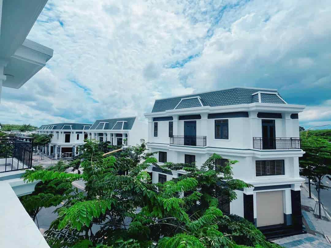 Nhà phố thương mại thiết kế Châu Âu dự án Richland Resident Bình Dương