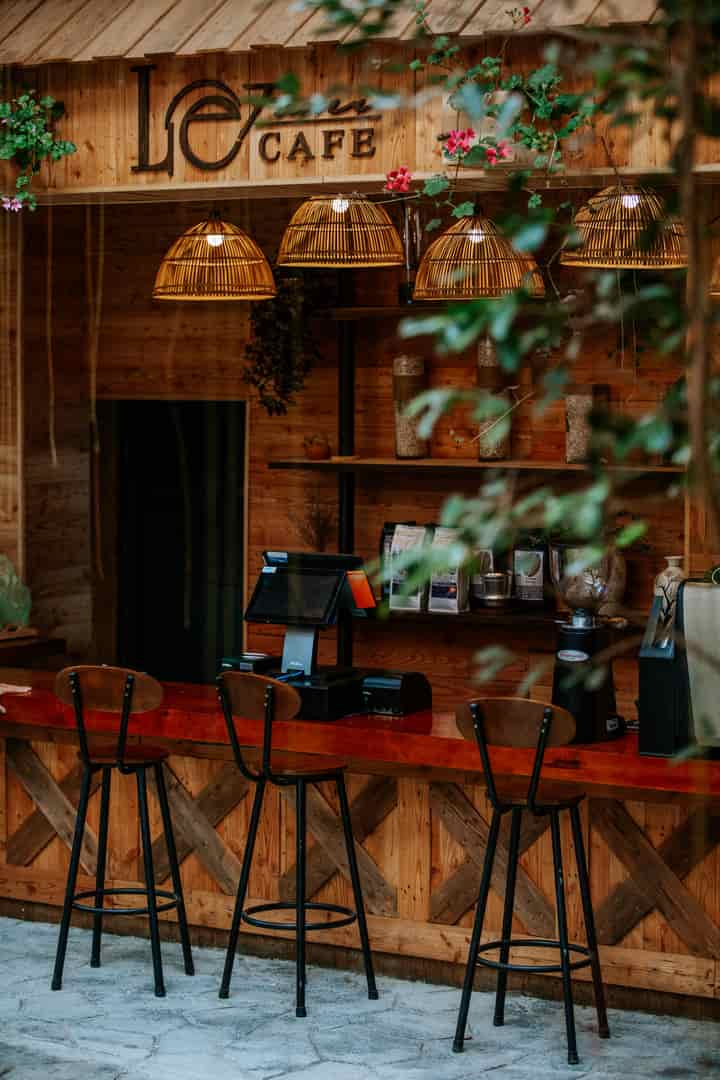 Cho thuê/sang nhượng quán cafe vila & sân vườn thiết kế đẹp, theo phong cách châu âu tại trung tâm Đà Lạt