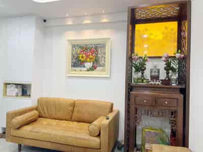Cần bán căn chung cư phố Minh Khai, 2N2VS, nội thất đẹp, giá 2 tỷ 800