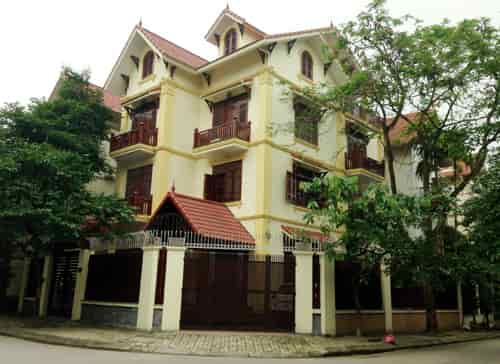 Chính chủ cho thuê nhà mới đẹp, 94m2, 4.5T, 20tr, kinh doanh, VP, Nguyễn Thị Thập