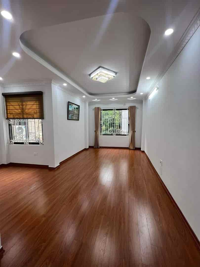 Chủ nhà cho thuê cả nhà xây mới 70m2, 4T, Phương Liên, 16 tr