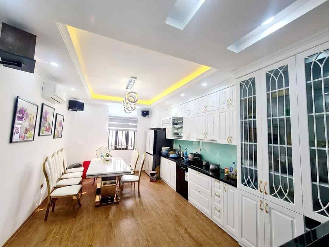 Chính chủ cho thuê nhà 90m2, 4T, nhà hàng, VP, KD, Tây Sơn, 25tr