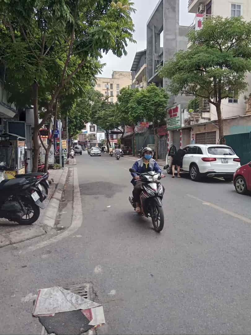Mặt phố Hoàng Thế Thiện, Sài Đồng, vỉa hè kinh doanh khủng, sầm uất, 100m, 15 tỷ