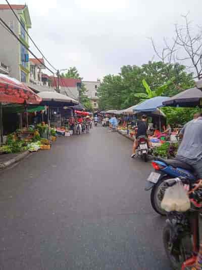Bán nhà làng Cống Thôn, Yên Viên, kinh doanh, ô tô tránh, gần trường chợ, 86m, 5 tỷ 9