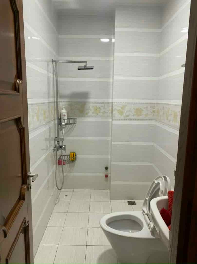 Cần tiền chữa bệnh bán nhà 64m2,1 trệt 2 lầu, 3pn, 2wc, 940tr, Vũ Tùng, Bình Thạnh