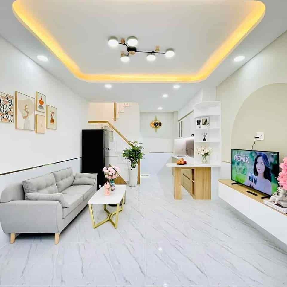 Về quê bán nhà 60m2,1 trệt 2 lầu,SHR,940 triệu,Nguyễn oanh,p17,gò vấp