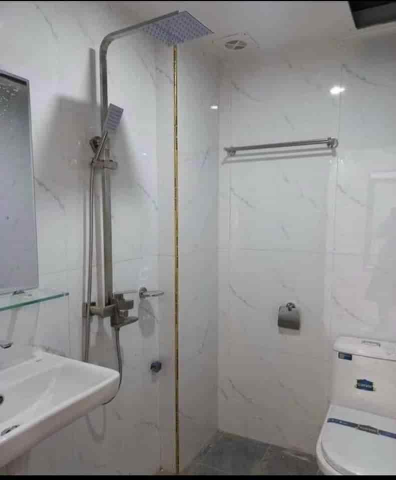 Về quê bán nhà 64m2,1 trệt 2 lầu, SHR, 920 triệu, Bành Văn Trân,Tân Bình