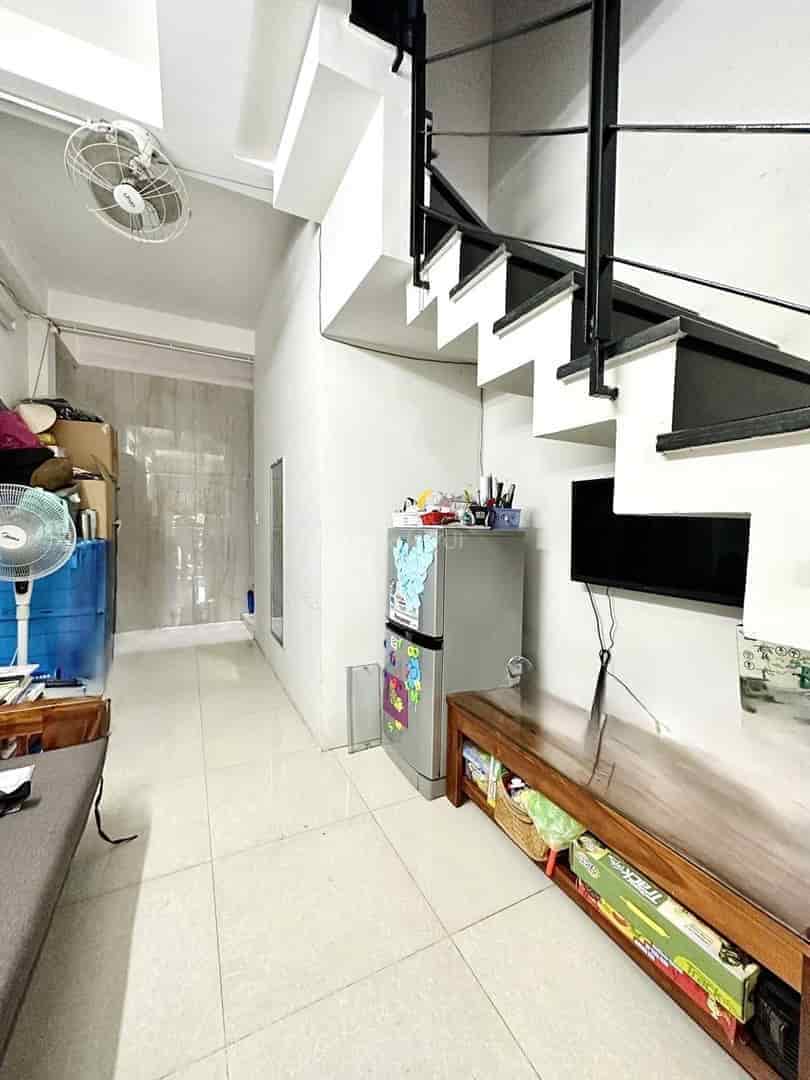 Lê Văn Sỹ, Tân Bình, hẻm xe hơi tránh, 2 tầng, 45m2 giá 1.5 tỷ