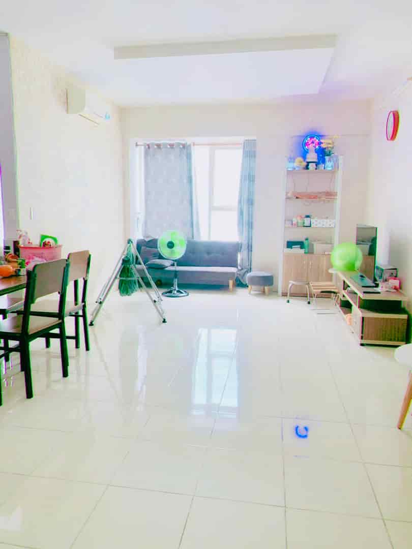 Đường Tên Lửa, Bán căn hộ 64m2, ngay Aeon Bình Tân, giá 2.1 tỷ
