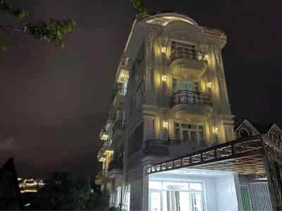 Bán biệt thự có 15 căn hộ tại Trịnh Hoài Đức, Đà Lạt