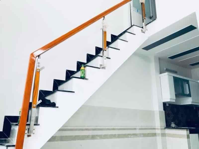 Cần bán nhà 2 tầng ở hẻm 341 Nguyễn Văn Khối, p8, Gò Vấp, 27m2, giá chưa tới 3 tỷ.