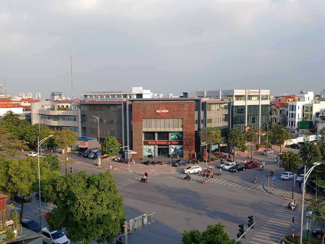 Bán nhà Ngô Gia Tự, Đức Giang, Long Biên, 50m2, 6 tầng, thang máy, đường to, nội thất đẹp, giá 10,8 tỷ.