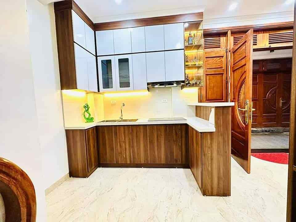 Bán nhà trần cung 36m ô tô kinh doanh chỉ 5,9 tỷ 5 tầng full đồ sẵn ở