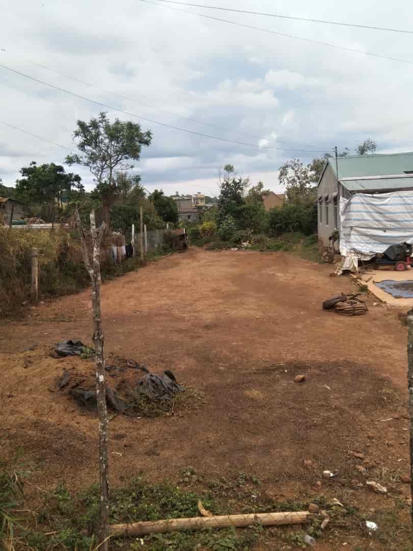 Cần bán lô đất đẹp tại thôn 6 xã Tân Châu, huyện Di Linh, Lâm Đồng