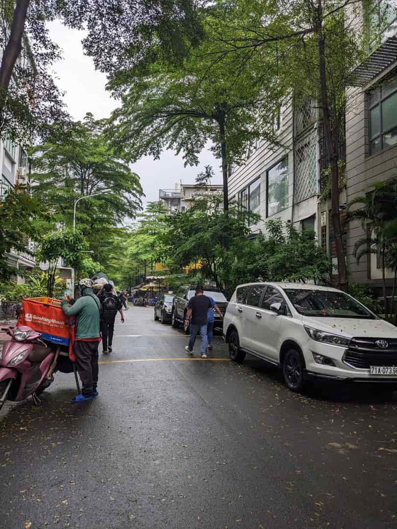 Bán chdv, 15 phòng, thu nhập ổn định, bền vững, đường số 2 kdc Kim Sơn, Tân Phong q7, giá rẻ 19 tỷ