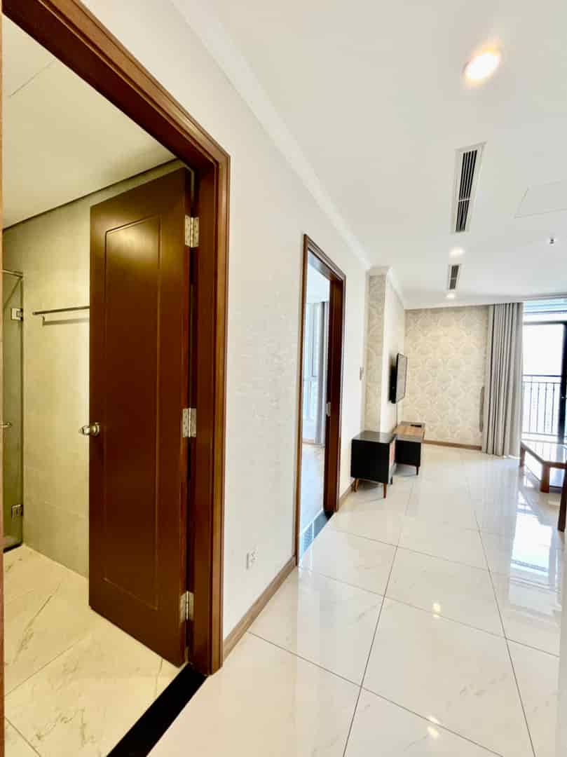 Cho thuê căn hộ 2 phòng ngủ 2 wc tại Vinhomes Central Park