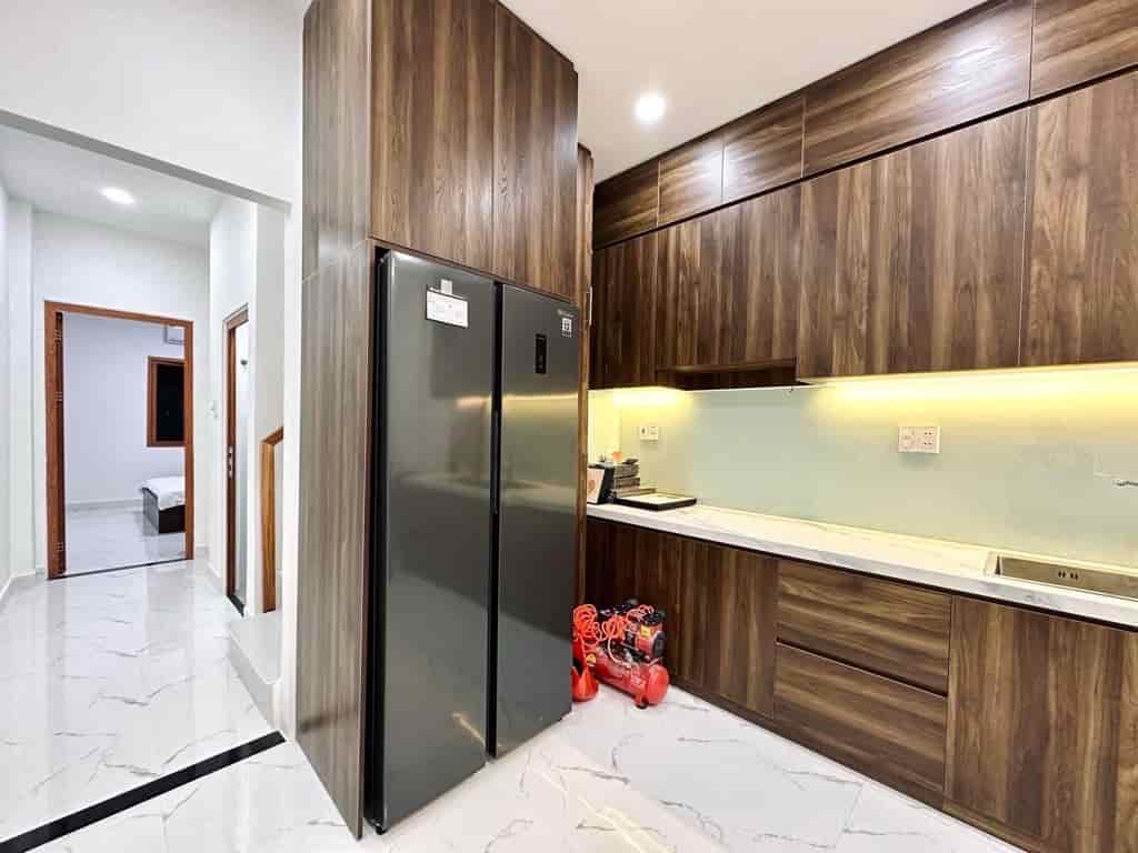 Hẻm xe hơi Phan Văn Trị, nhà mới đẹp 60m2, full nội thất vào ở ngay, giá mới 5.2 bớt lộc.