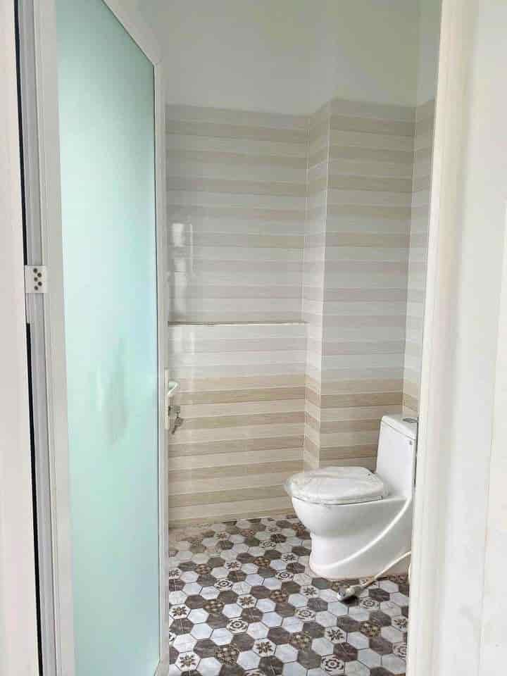 Bán nhà đường Nguyễn Sơn, TP, 1 tỷ 730Tr, 52m2, SHR, HXH