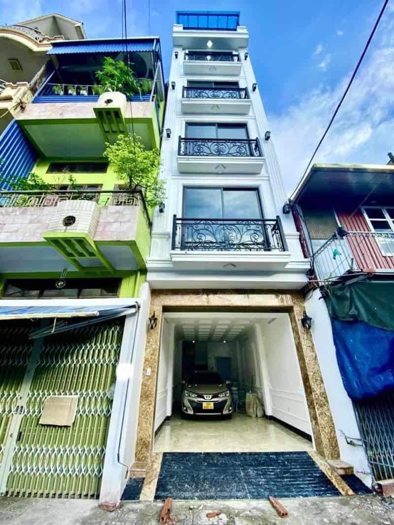 Bán căn nhà tại ngõ 300 phố Bạch Mai, Hai Bà Trưng, 50m2, giá 5 tỷ 8