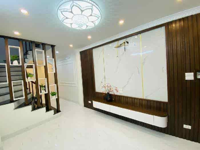 Cần bán nhà riêng phố Trương Định, Hai Bà Trưng 43m, 5 ngủ, nhỉnh 5 tỷ