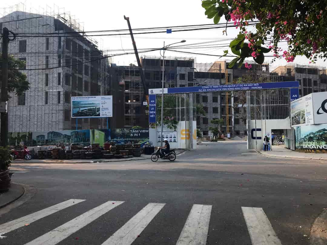 Bán đất tặng nhà 2 tầng và 4 phòng trọ ngay Cosmo Sun Group Đà Nẵng, 169m2, chỉ 49tr/m2