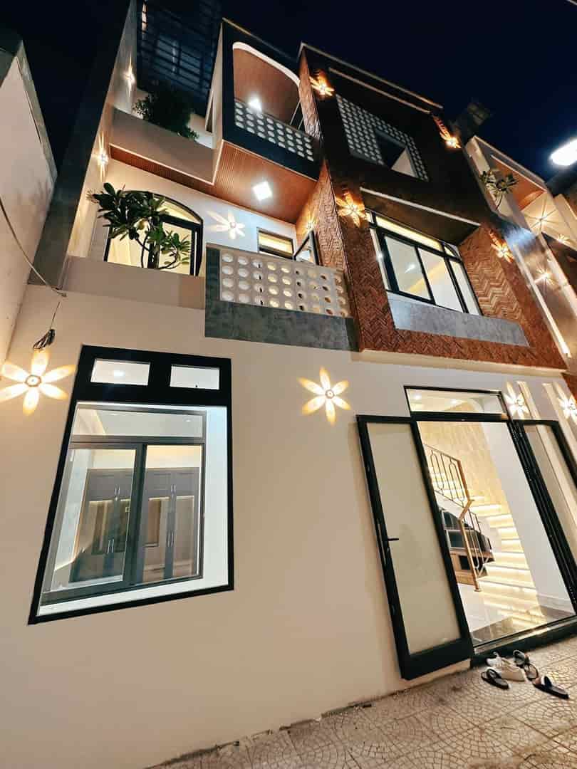 Chào bán căn nhà 3 tầng 3 mê đường Nguyễn Phước Nguyên, 
 quận Thanh Khê, Tp Đà Nẵng