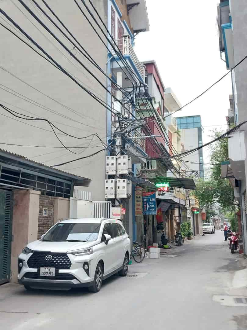 Bán nhà mặt ngõ 156 Tam Trinh phường Yên Sở ngõ thông kd ô tô vào nhà DT 40m, 5T hơn 4 tỷ