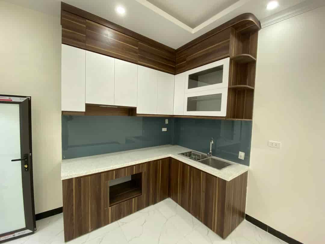 Bán nhà nguyên căn Vân Canh, 40m2, 4 tầng xây độc lập, mặt tiền 4.68m, ngõ ô tô lùi vào đến cửa