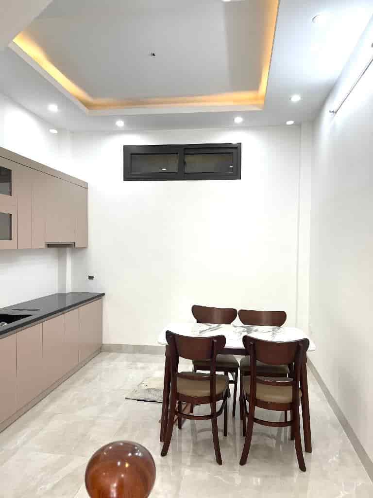 Bán nhà Hạ Hội Tân Lập Đan Phượng, 33,2m2*5Tầng, 6PN chỉ 40m ra đườg ôtô tráh nhỉnh 3,x tỷ.