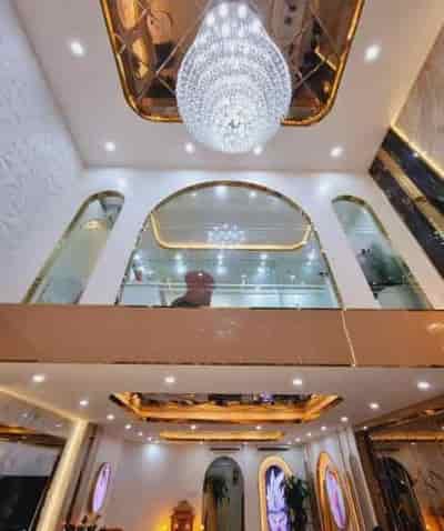 Nhà mặt phố Phùng Chí Kiên, 7 tầng thang máy, 19 tỷ