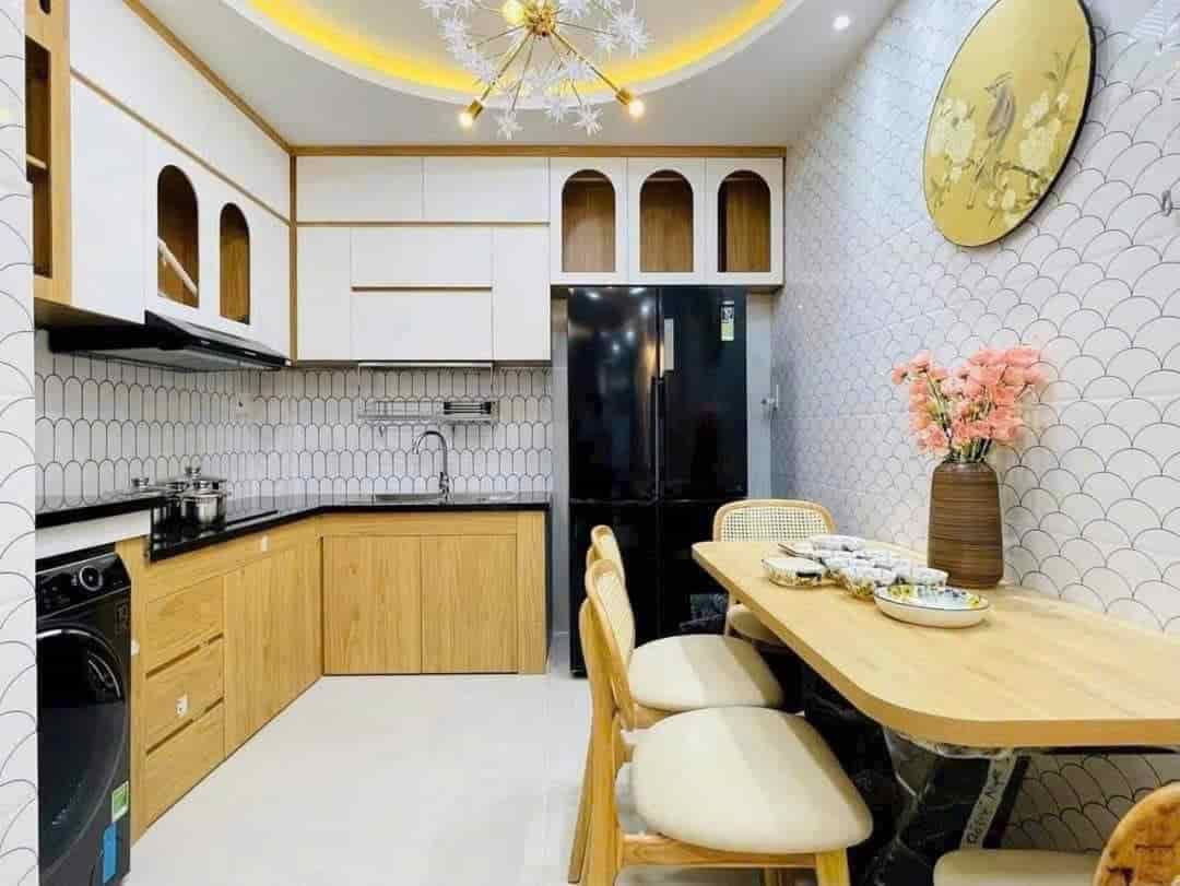 Gần chợ Gò Vấp, giáp Bình Thạnh, thiết kế đẹp, Nguyễn Văn Nghi, quận Gò Vấp, giá 2 tỷ 990, sổ hồng riêng