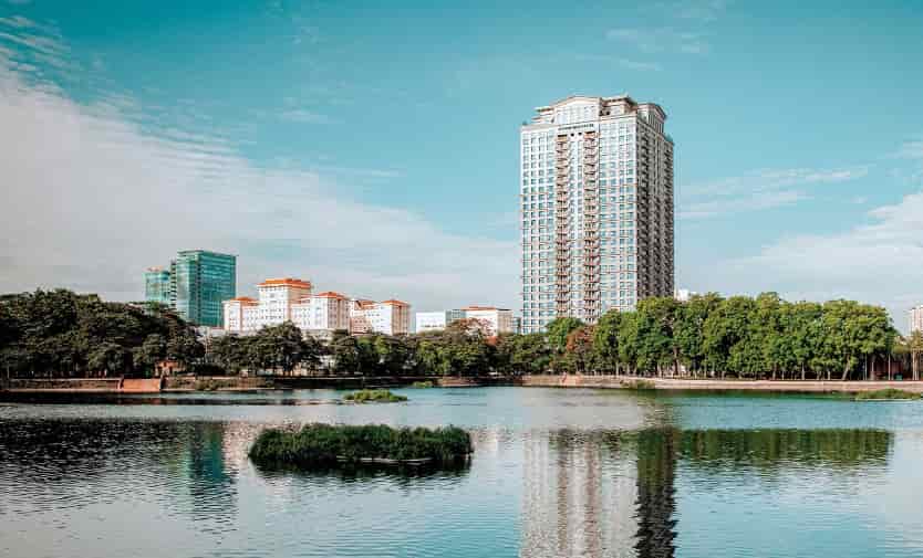 Bán nhà phố Phú Diễm diễn tích 53m2 chủ xây tâm huyết 5 tầng vỉa hè rộng ô tô đỗ giá 12.5 tỷ