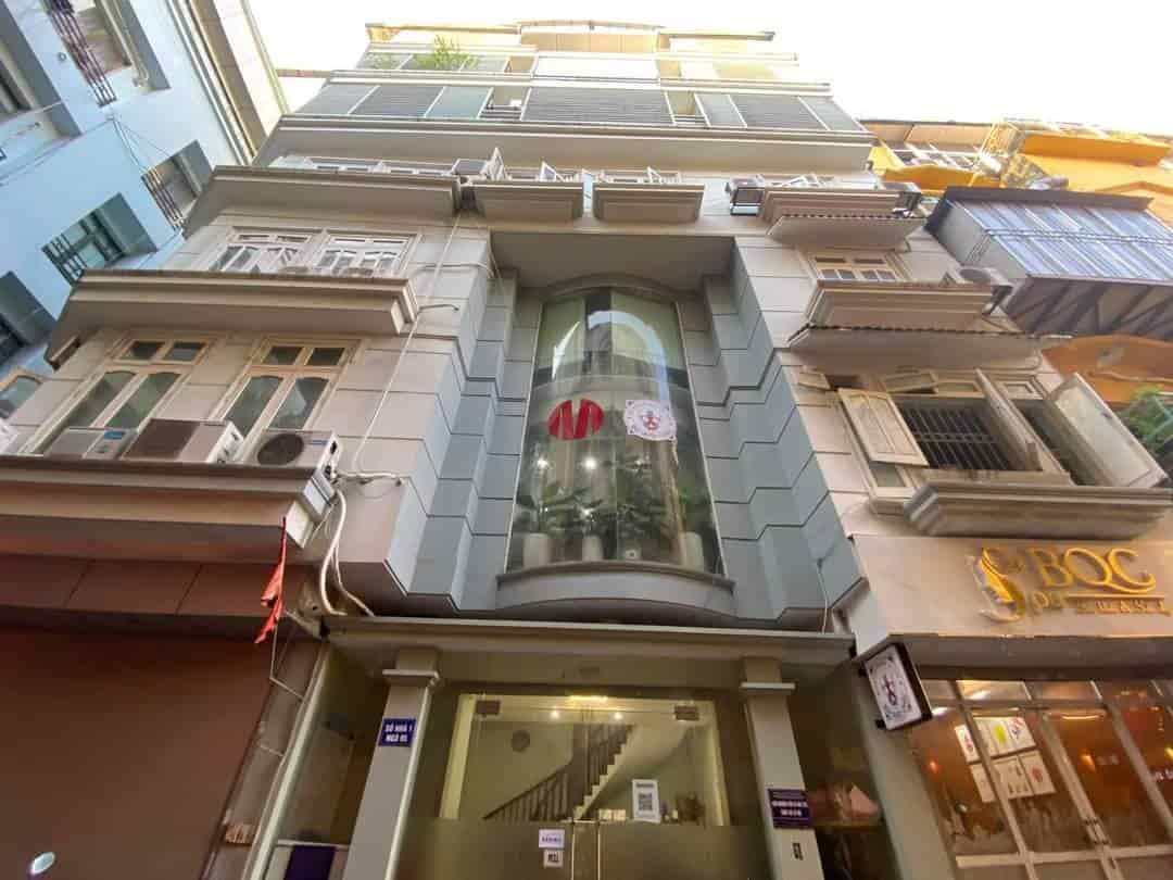 Bán tòa nhà văn phòng phố Giang Văn Minh quận Ba Đình, 130m2, 8 tầng, thang máy giá 40 tỷ