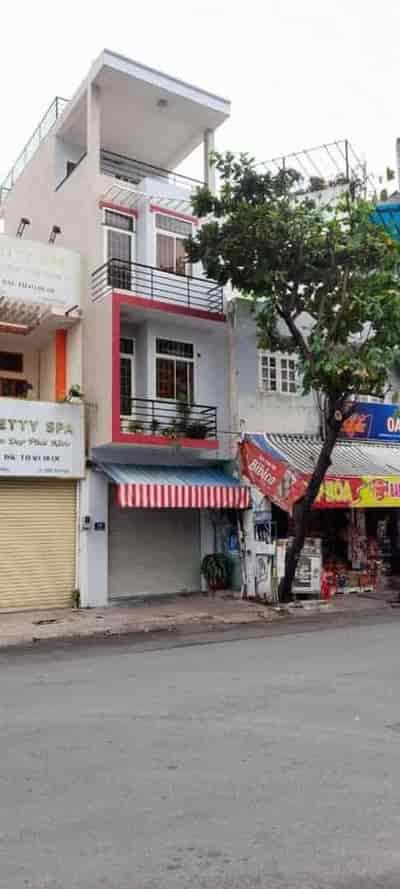Chính chủ bán nhà ở đường Nguyễn Văn Trỗi, phường 8 , quận Phú Nhuận, giá 3 tỷ