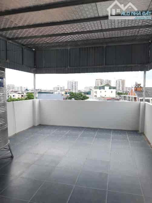 Bán nhà 5 tầng, 35m2, Đức Giang, Long Biên, Ngõ ô tô thông, giá nhỉnh 4 tỷ