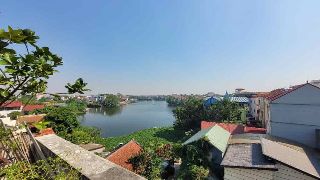 Bán nhà thôn Thái Bình, Đông Anh, 4 tầng, 60m2, dân xây, view hồ, ô tô tránh, ở sướng