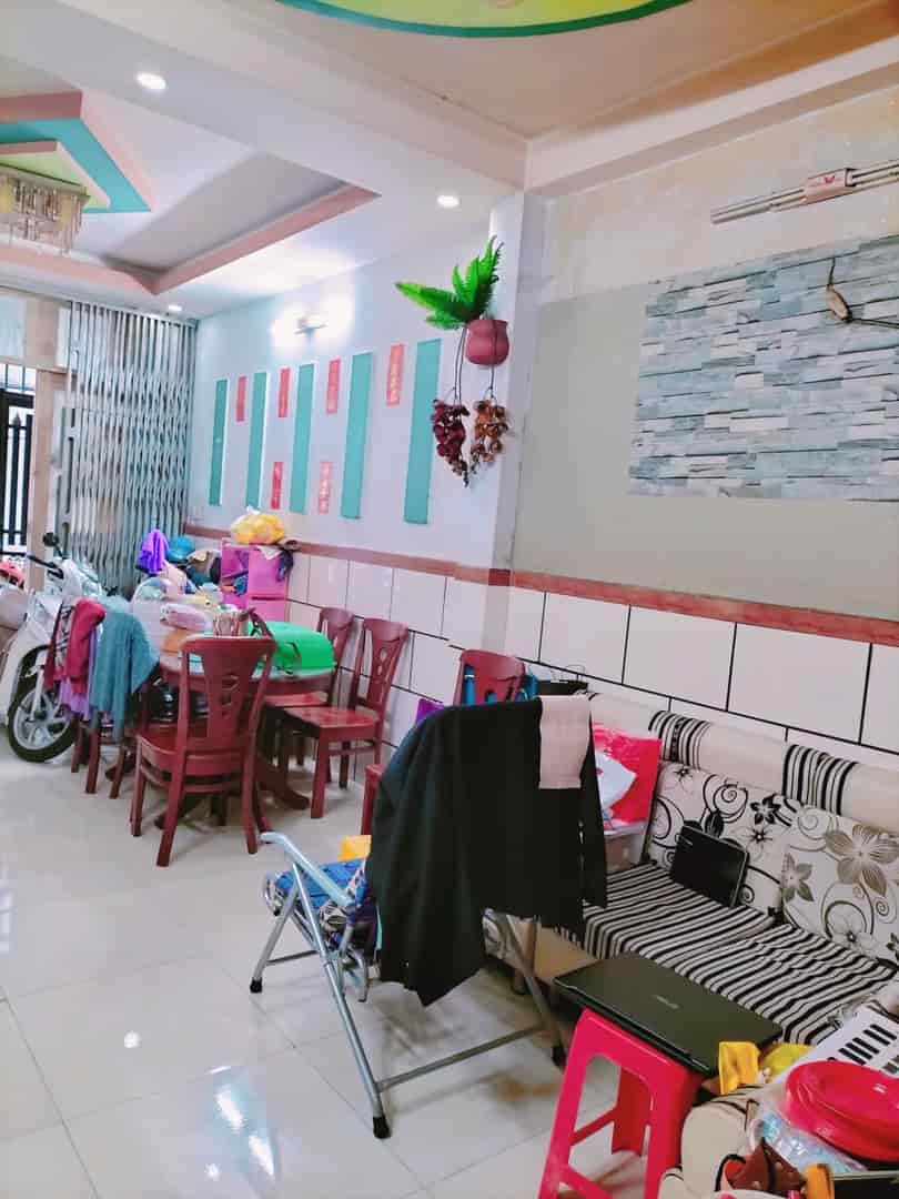 Bán nhà quận 11, đường Lạc Long Quân, phường 3, 40m2, 3 tầng, 5.3 tỷ