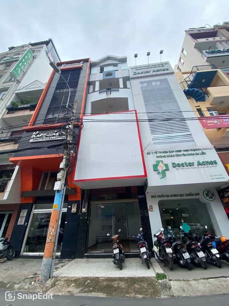 Nhà hẻm xe hơi CMT8, gần Hà Đô Centrosa, 4x20 m, 4 phòng