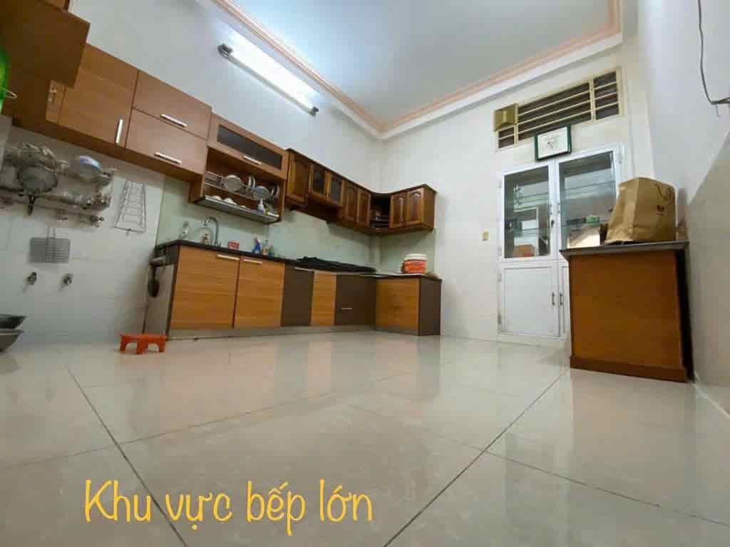 Nhà full nội thất, hẻm xe hơi Hòa Hảo, 4x15m, 4 phòng ngủ